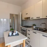 Appartement Guesthost - Fiera Di Huge X7!