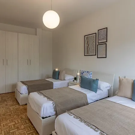 Guesthost - Fiera Di Huge X7! Appartement *