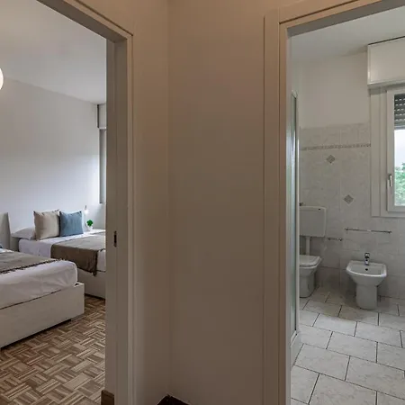 Appartement Guesthost - Fiera Di Huge X7! *