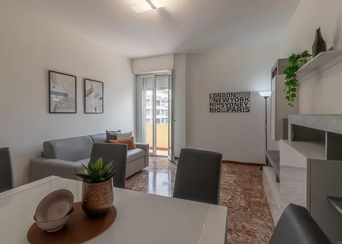 Guesthost - Fiera Di Huge X7! *